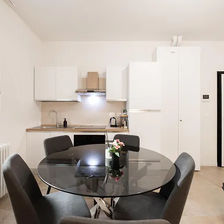 Amarone Elegant In The Heart Of Apartment *